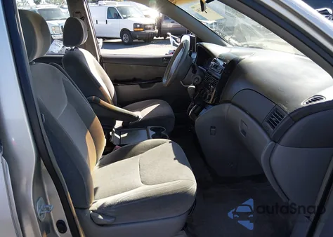 2005 Toyota Sienna Ce from USA, damaged, VIN 5TDZA23C55S244060